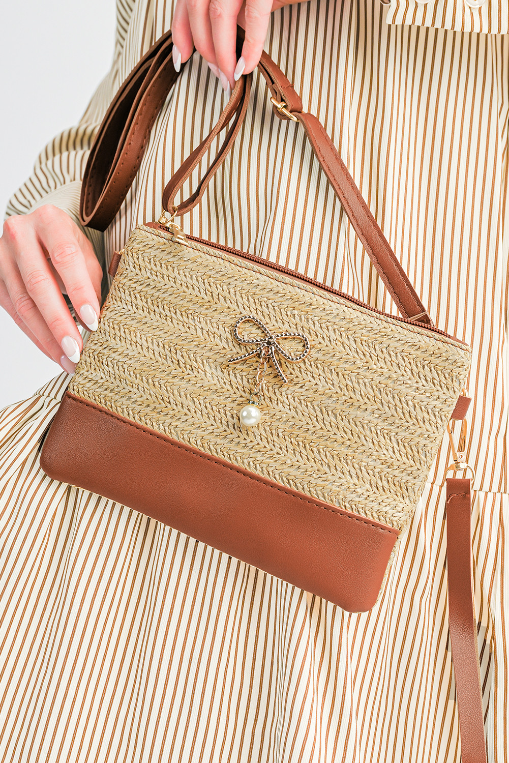 Beige Pearl Bow Decor Woven Patchwork Shoulder Bag