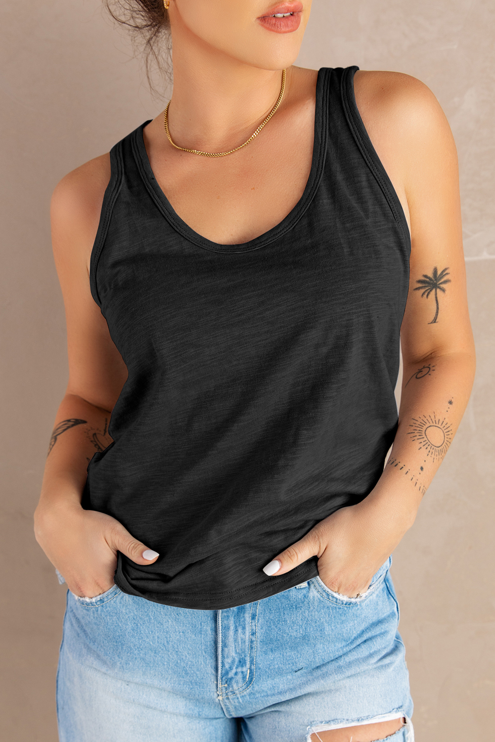 Black Basic Scoop Neck Solid Tank Top | SHEWIN Wholesale