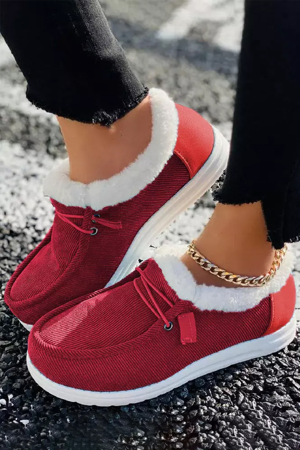 Wholesale&Dropship Fiery Red Lace Up Corduroy Fur Lined Sneakers