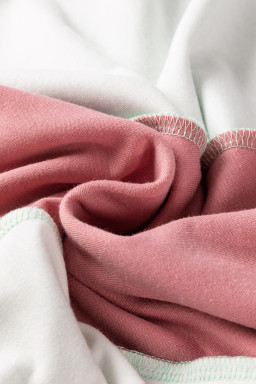 Pink Colorblock Stitching Irregular Hem Long Sleeve Top