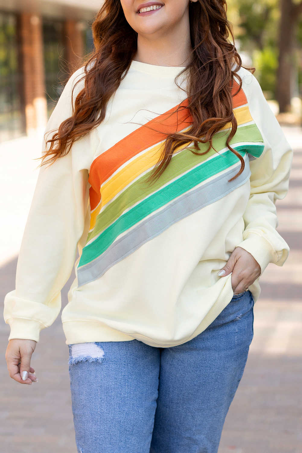 Dessuadora de talla gran Rainbow Colorblock Blanca