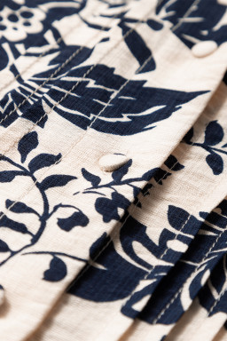 Black Boho Floral Pleated V Neck Lantern Sleeve Shirt