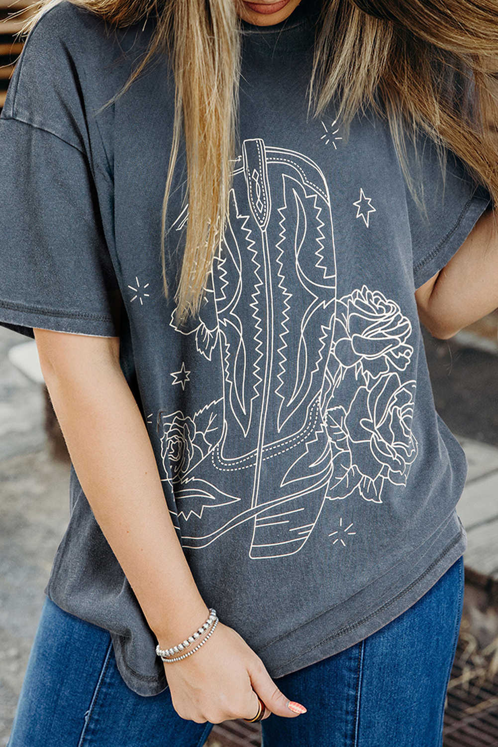 High-rise Vintage Cowboy Boots Floral Graphic Tee