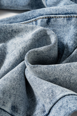 Myosotis High Rise Button Zip Washed Jeans