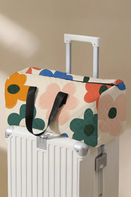 White Floral Quilted Tote Bag