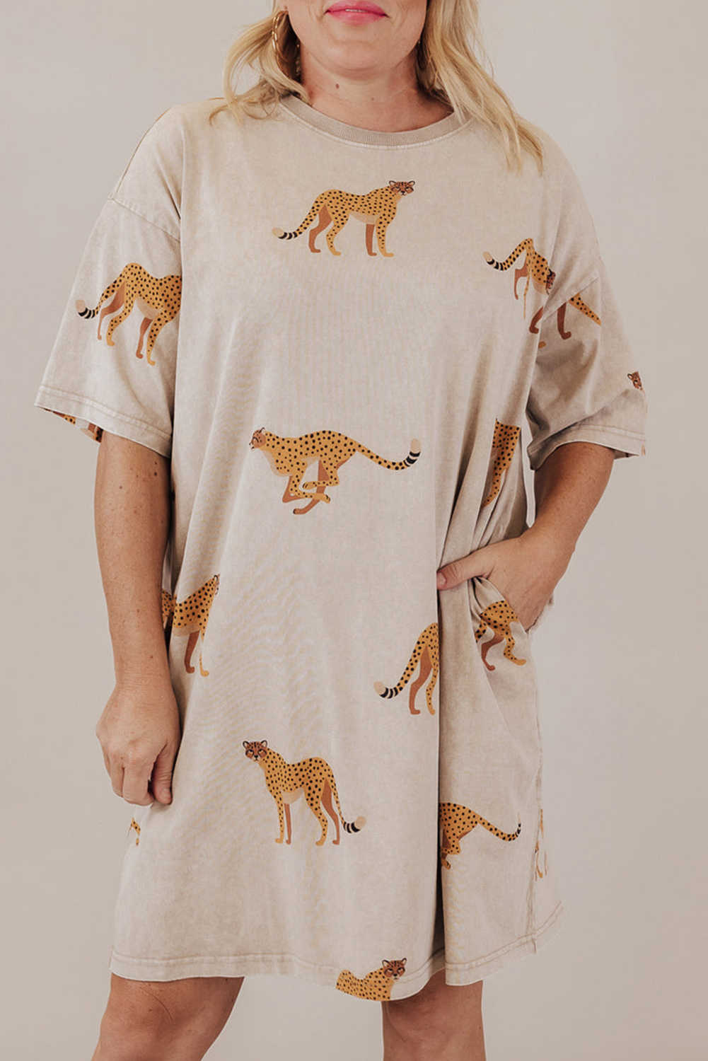 Apricot Plus Size Cheetah Print Side Pockets T Shirt Mini Dress