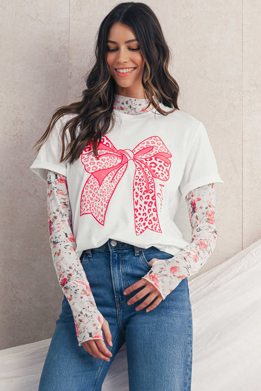 White Leopard Bowknot Graphic Crew Neck Tee