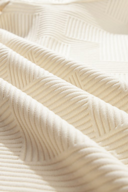 Oatmeal Solid Color Textured Puff Sleeve T-shirt