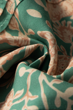 Green Floral Print Pleated Buttoned V Neck Short Sleeve Blouse