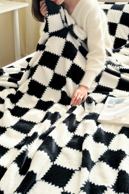 Black Checkered Fluffy Coral Fleece Blanket