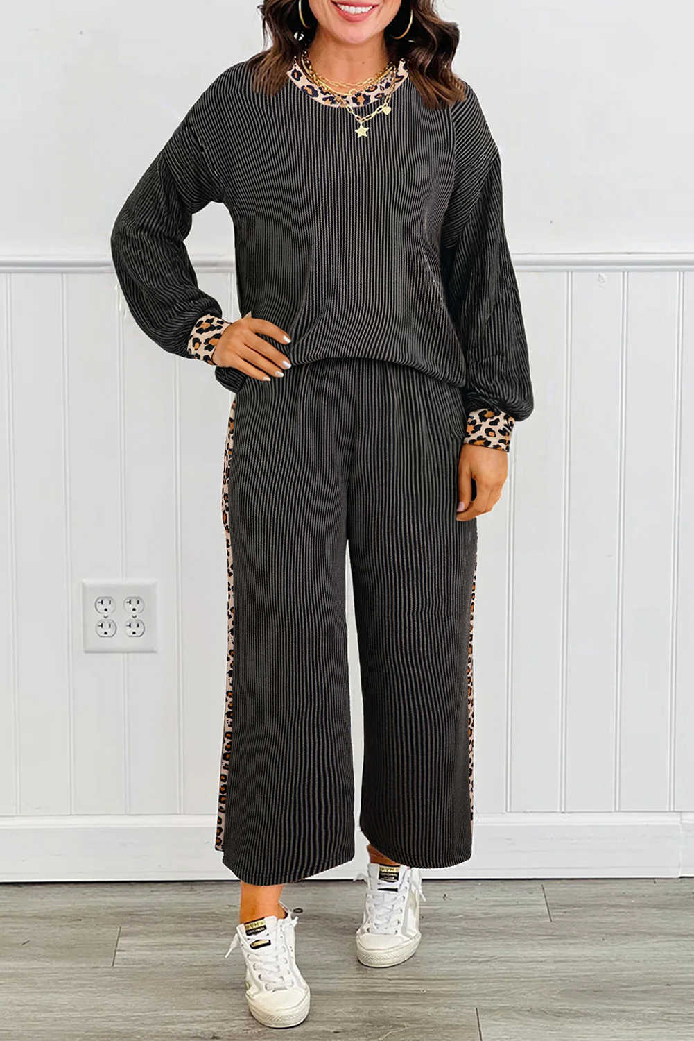 Conjunt de 2 pantalons de canalé trenat gris carboni amb detall de patchwork de lleopard