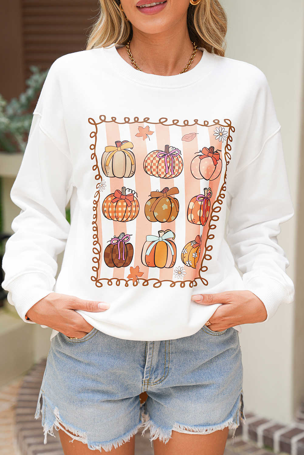 White Fall Bow Pumpkin Heat Transfer Printing Round Neck Graphic Sweatshirt
