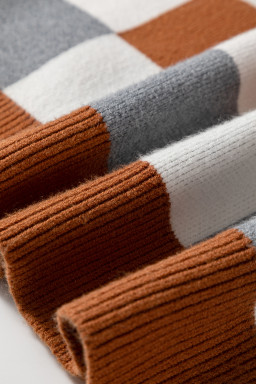 Brown Colorblock Checkered Drop Sleeve Plus Size Sweater