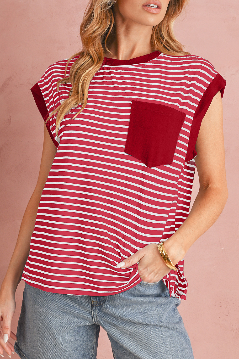 Red Stripe Chest Pocket Patch Round Neck Sleeveless Tee
