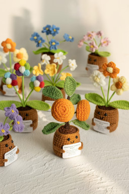 Ginger Positive Cute Crochet Sunflower Pot