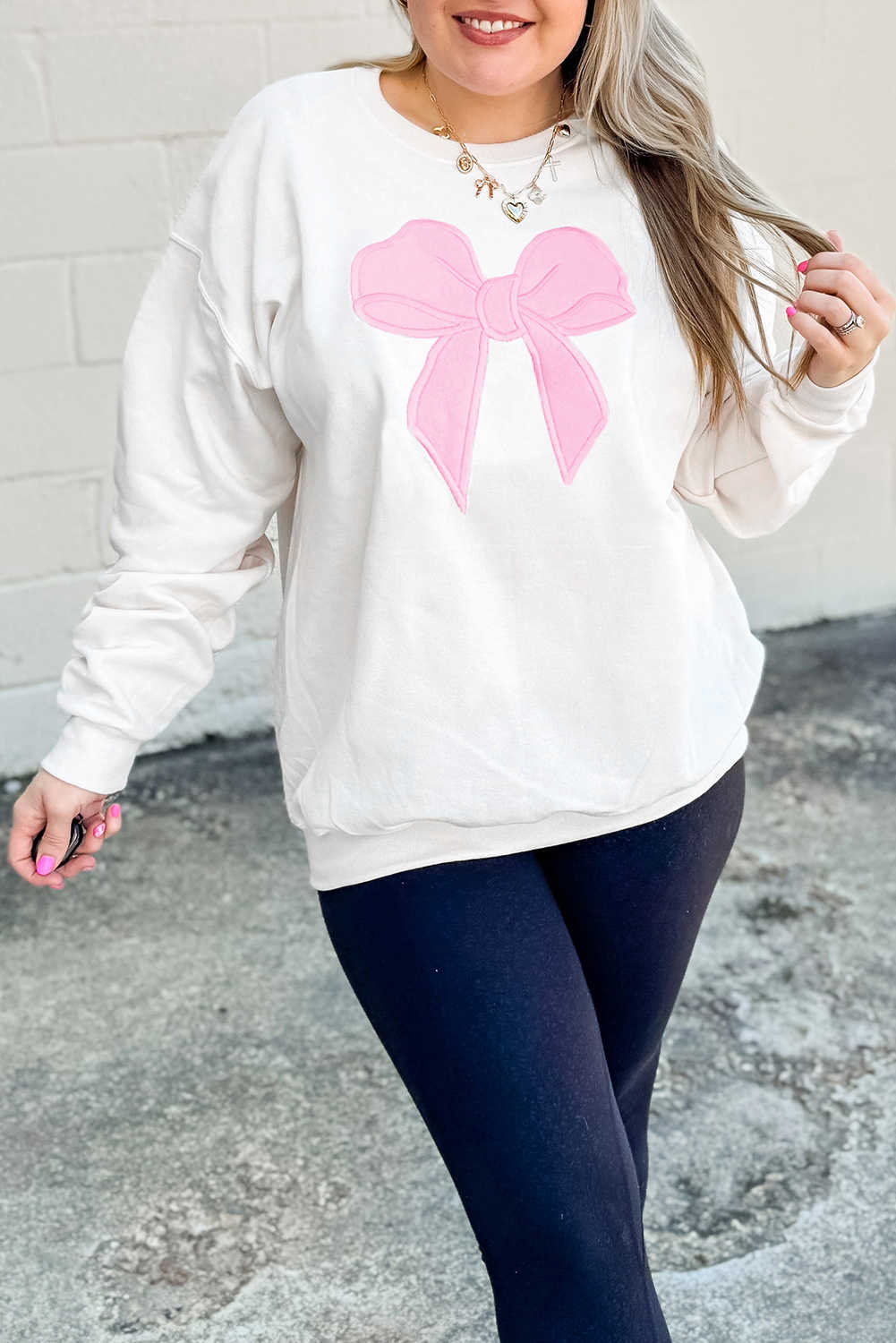 Beige Big Bow Pattern Plus Size Drop Shoulder Sweatshirt