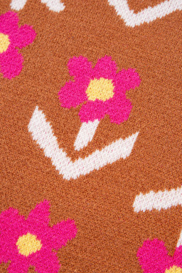Brown Floral Pattern Short Puff Sleeve Sweater
