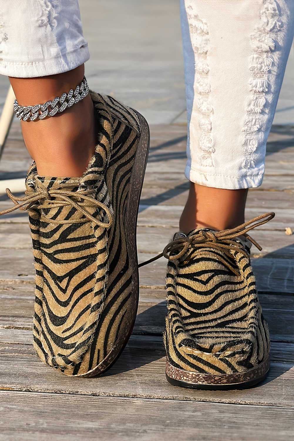 Camel Zebra Striped Faux Suede Lace-up Decor Slip On Shoes