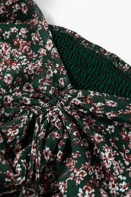 Green Ditsy Floral Print Sweetheart Neck Smocked Back Mini Dress