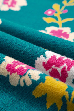 Blue Flower Pattern Short Sleeve Knit Top