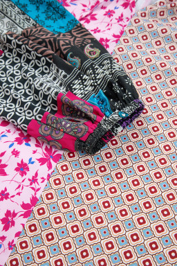 Pink Boho Mixed Floral Patchwork Drop Shoulder Bubble Sleeve Blouse