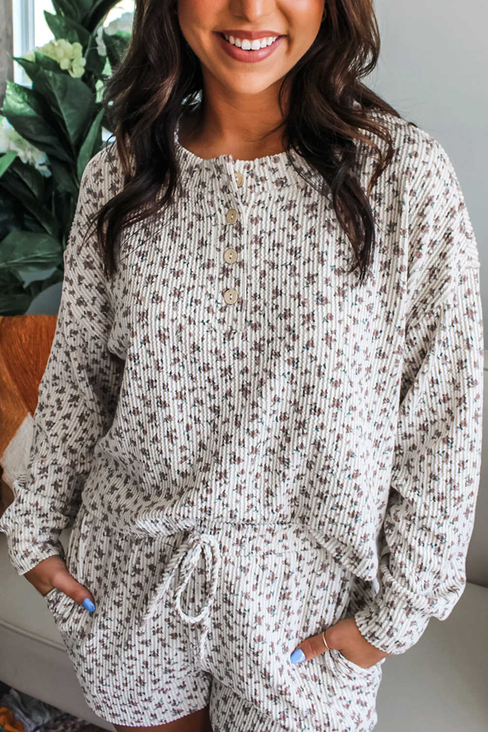 White Floral Print Ribbed Long Sleeve Pullover and Shorts Set