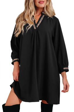 Black Contrast Trim V Neck Bracelet Sleeve Shift Mini Dress