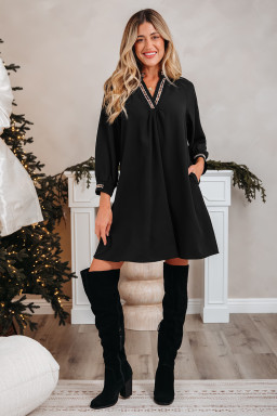 Black Contrast Trim V Neck Bracelet Sleeve Shift Mini Dress