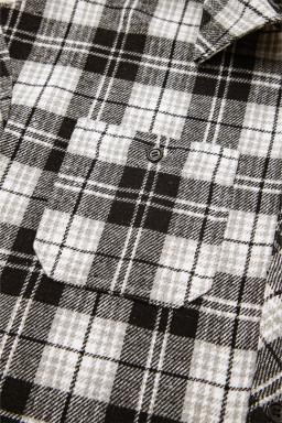 Black Plaid Print Chest Pockets Buttoned Shirt