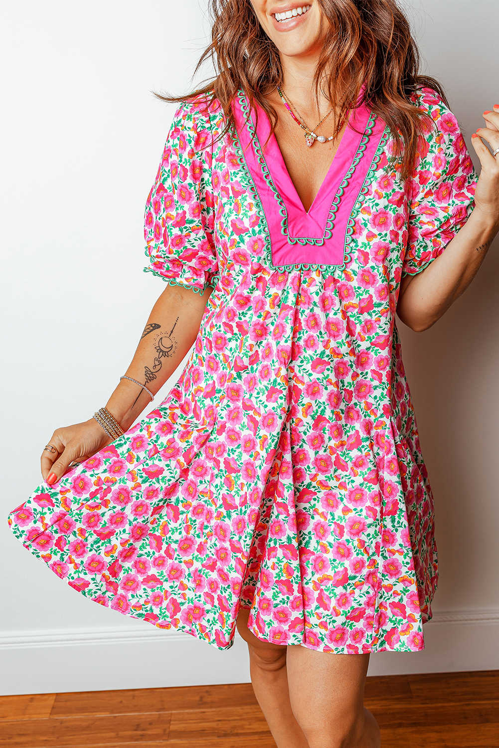Pink Floral Print V Neck Patchwork Short Bubble Sleeve Mini Dress