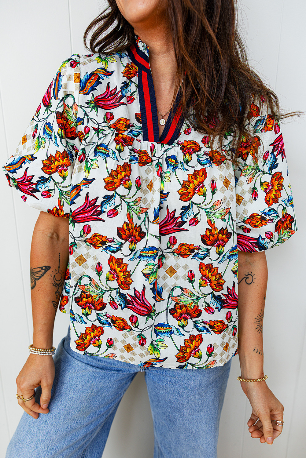 Multicolour Contrasted V Neckline Floral Puff Short Sleeve Blouse