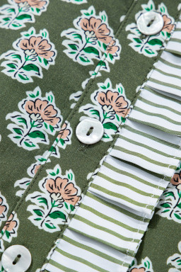 Green Contrast Striped Frilled Collar 3/4 Sleeve Plus Size Floral Dress