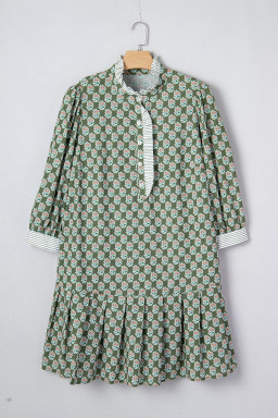 Green Contrast Striped Frilled Collar 3/4 Sleeve Plus Size Floral Dress