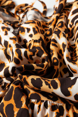 Leopard Print Short Puff Sleeve Slit Neck Babydoll Blouse