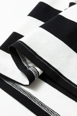 Black Stripe Floral Print Puff Sleeve Patchwork Blouse