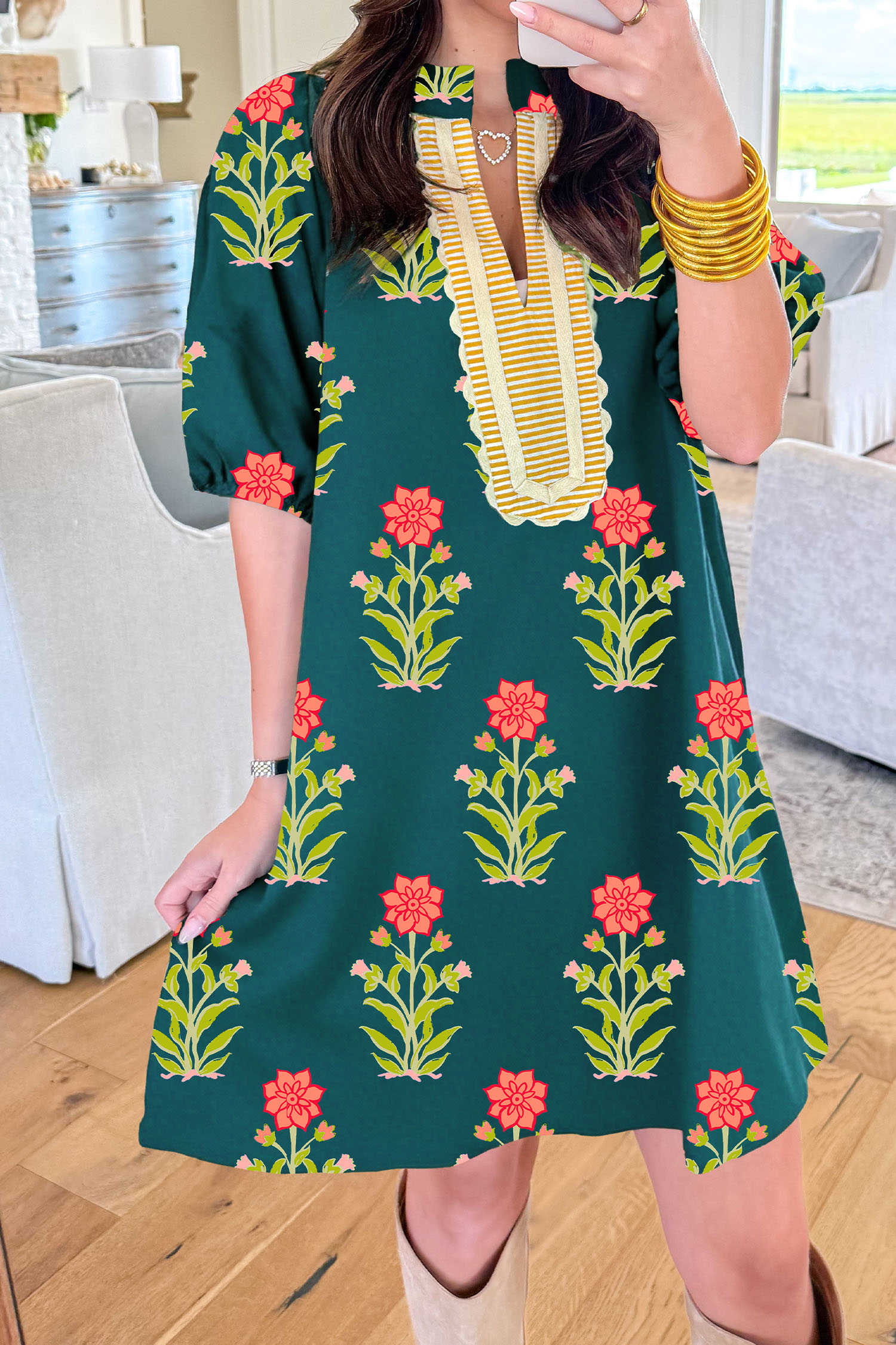 Vestit de màniga curta amb estampat floral verd i ratlles en contrast