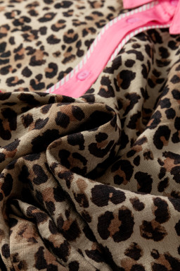 Leopard Print Contrasted Trim Animal Short Sleeve Shirt