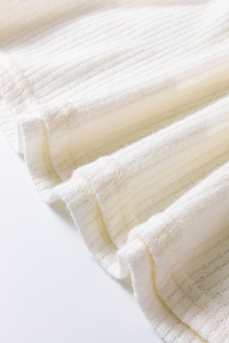 White Textured Knit V Neck Short Bubble Sleeve Peplum Top