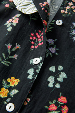 Black Contrast Frilled Trim Short Sleeve Floral Shirt
