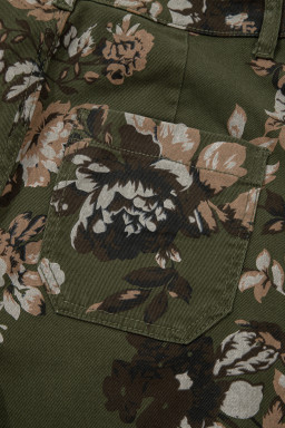Green Vintage Floral Print Square Patch Pocket Raw Hem Shift Jeans