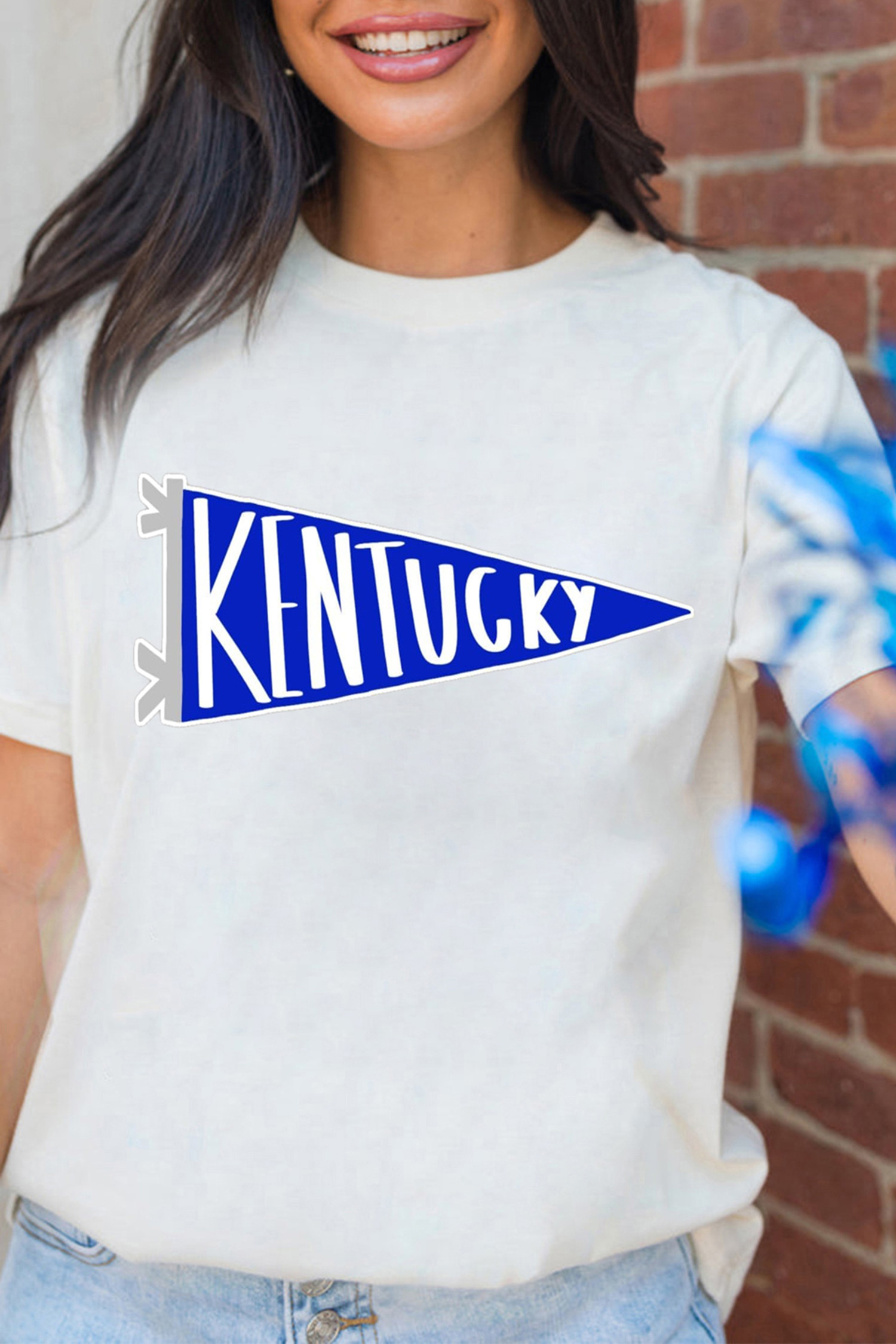 White KENTUCKY Pennant Print Casual Tee