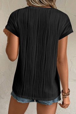 Black Solid Color Wavy Textured Plus Size Tee