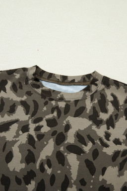Brown Retro Leopard Print Mock Neck Slim Tee