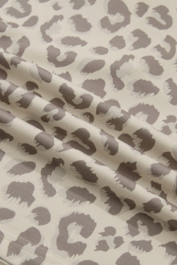 Khaki V Neck Collar Leopard Printed 2pcs Short Set