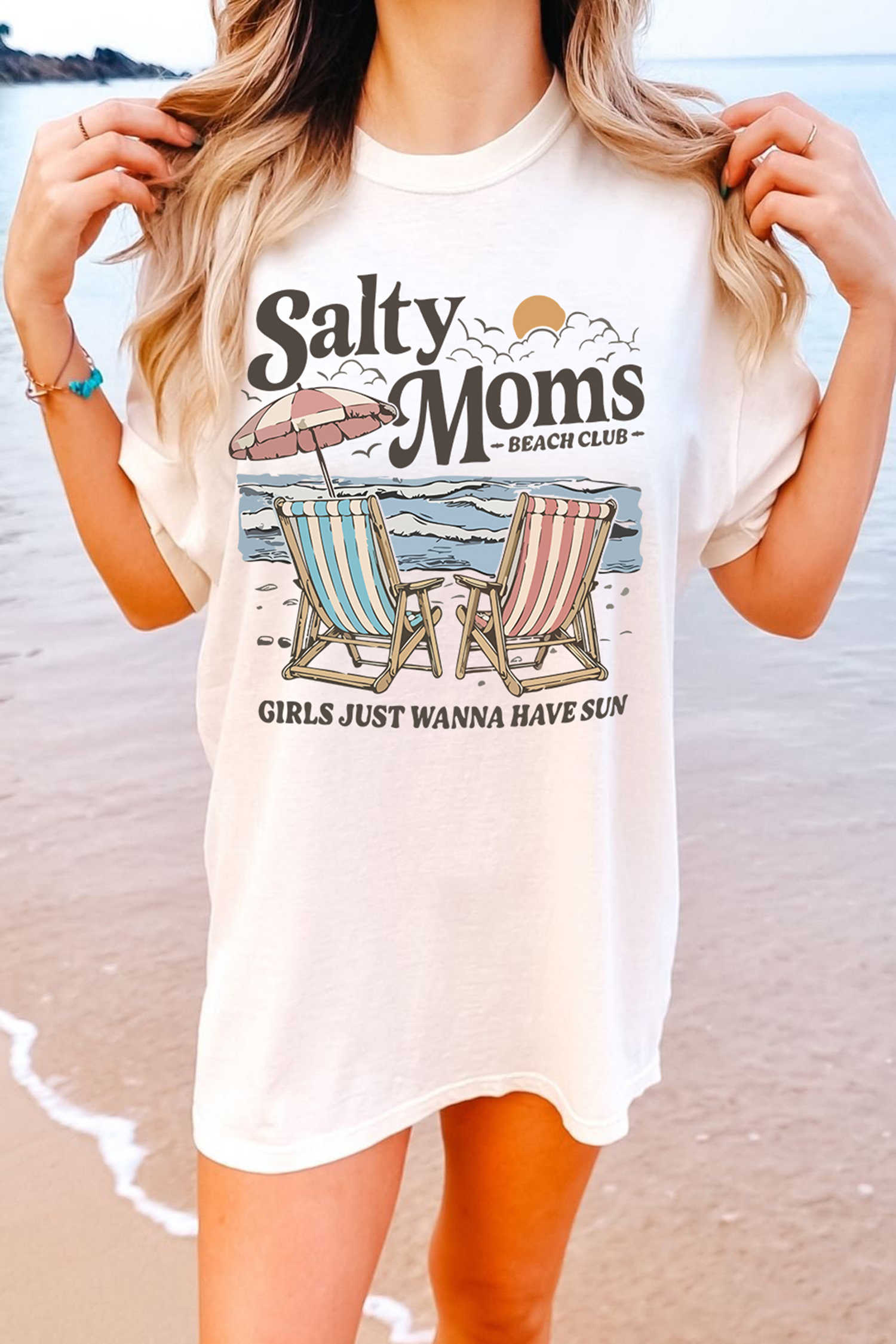 White Salty Moms Beach Day Graphic Cotton Tunic Tee