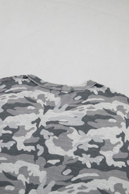 Green Retro Camouflage Print Raw Edge V Neck Tee
