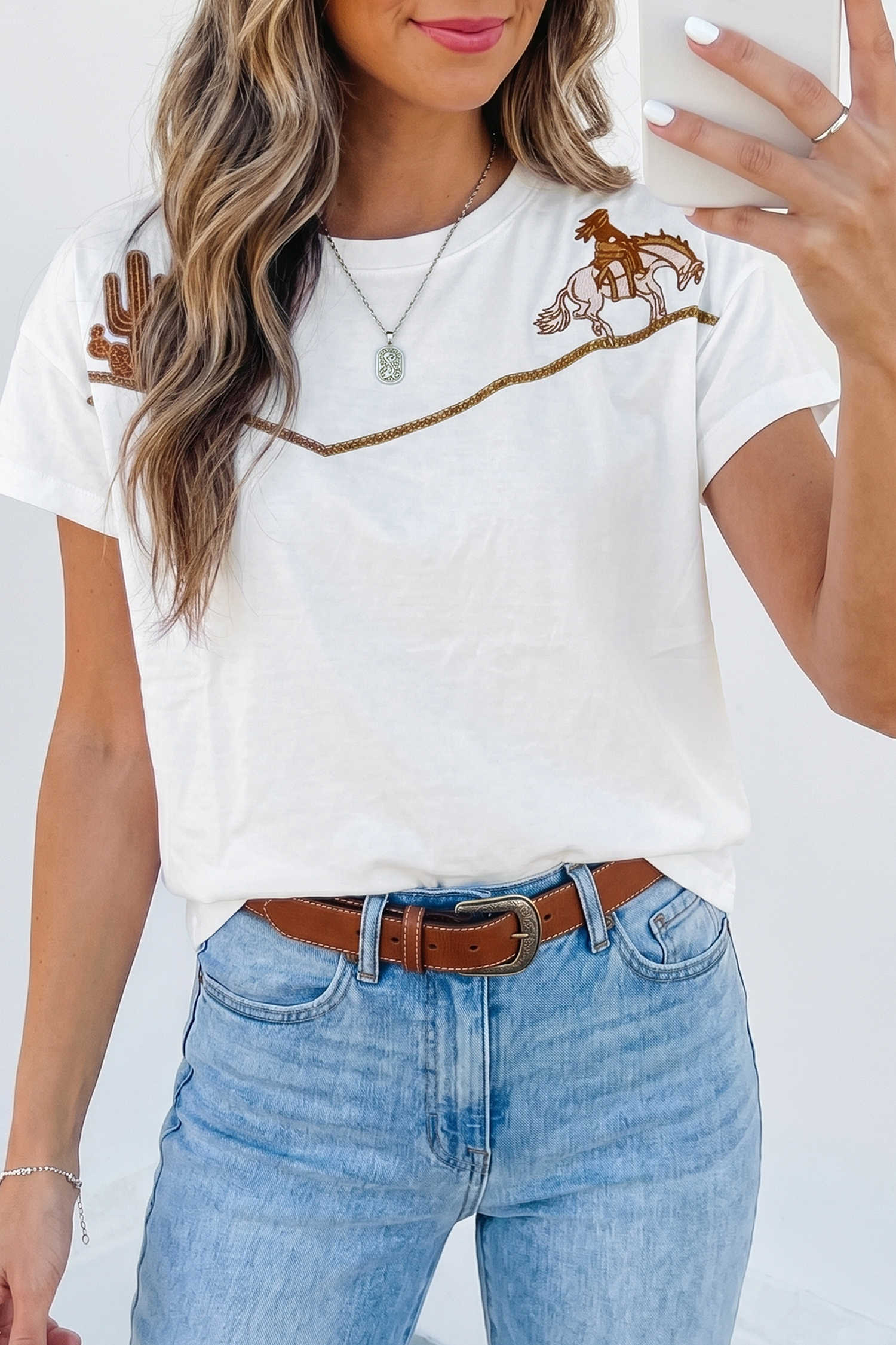 White Western Fashion Embroidered Casual Tee