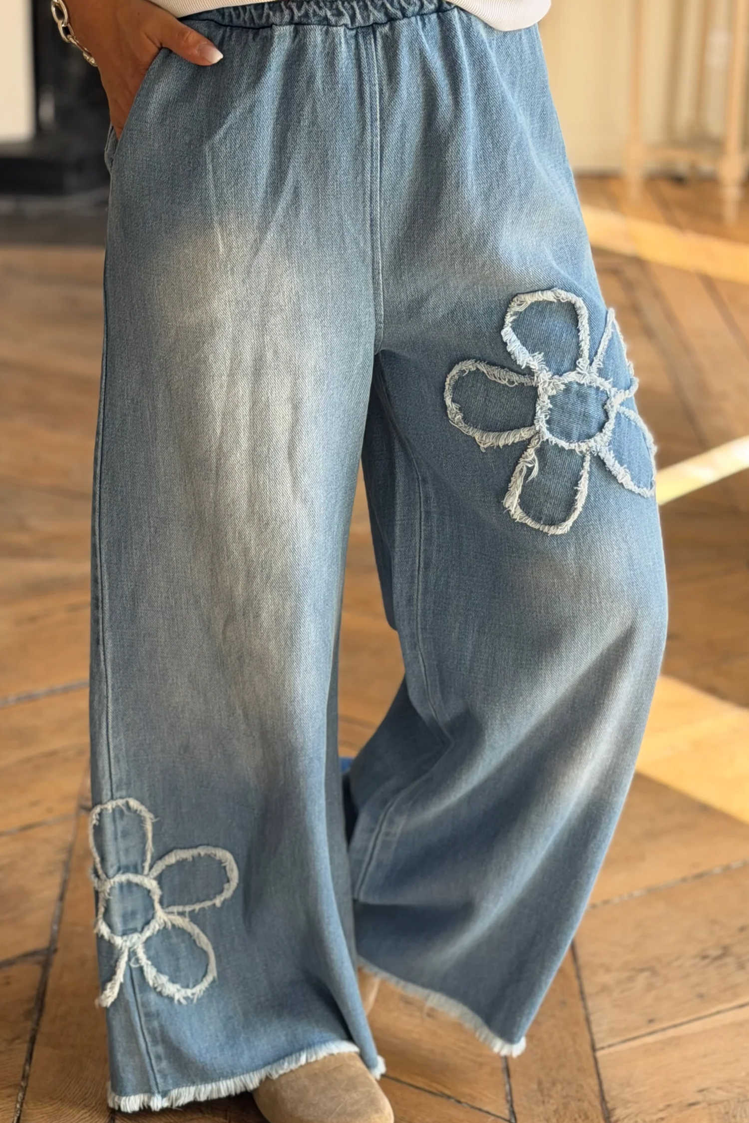 Beau Blue High Waist Wide Leg Jeans Floral Raw Hem Decoration Casual Pants
