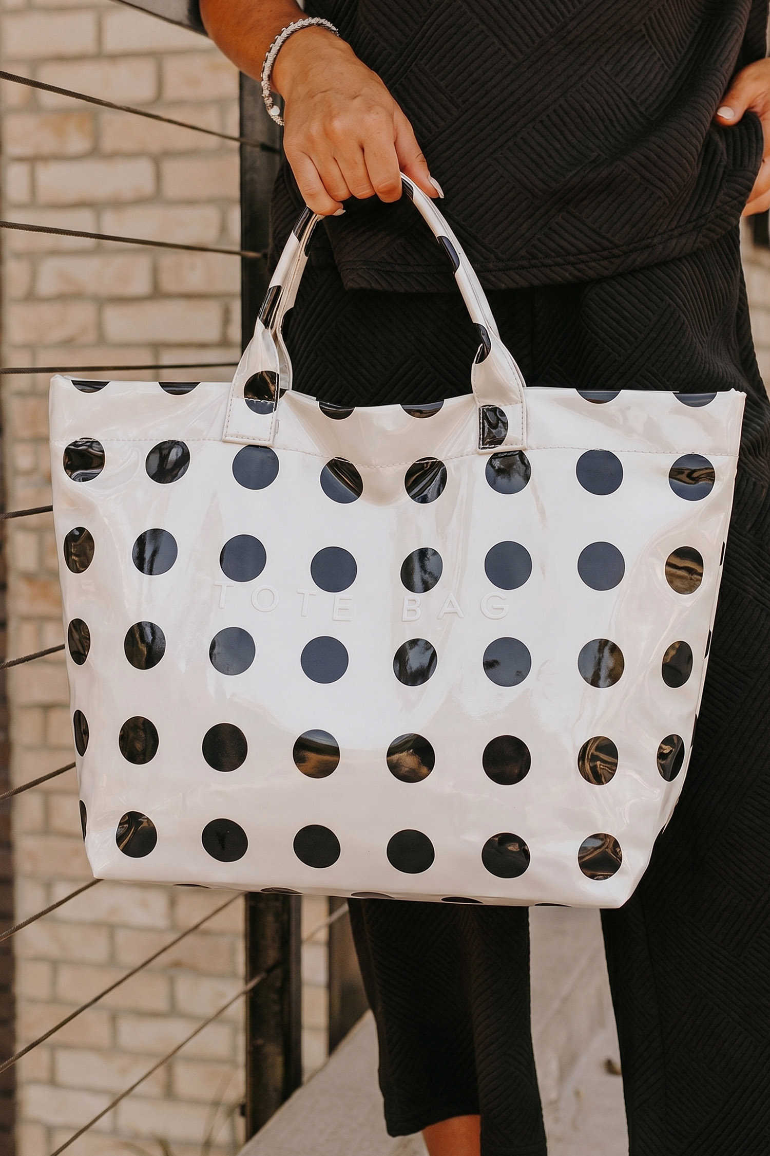 Color black Handbags