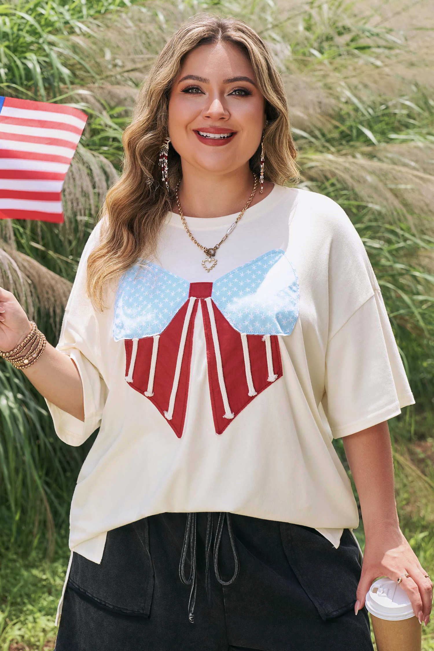 White Distressed Flag Bow Patched Plus Size T Shirt